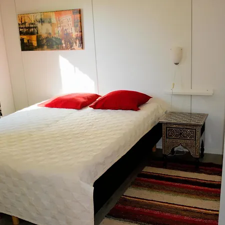 Prázdninový dům Pientalo Tukikohtana Laehellae Joensuuta *