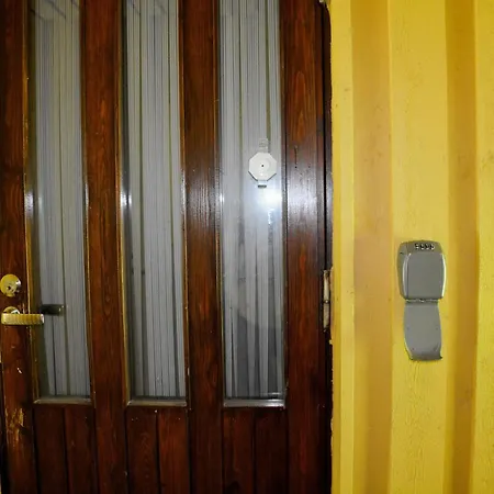 Pientalo Tukikohtana Laehellae Joensuuta * Kulho